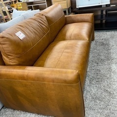 MJ 435 革張りキャメルソファ