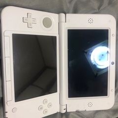 初代 Nintendo 3DS LL（ホワイト）