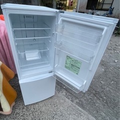 【リサイクルサービス八光】 2019年製　東芝  GR-R15BS（W） [冷蔵庫 （153L・右開き） 2ドア パールホワイト]