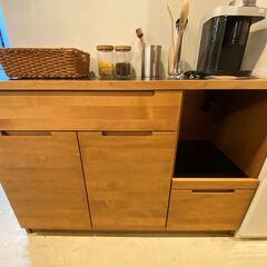 宇都宮でオシャレな家具を探すなら『オトワリバース！』unico ウニコ キッチンボード WYTHE キッチンカウンター キャビネット 食器棚 収納家具 中古品