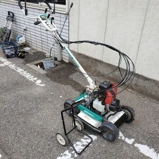 オーレック SP852AF 自走式草刈り機【リライズ野田愛宕店】【店頭取引限定】【中古】管理番号：ITO5ECDE2YYE