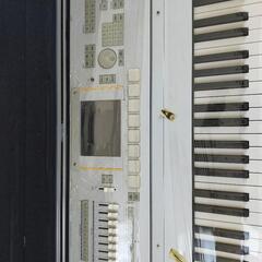 【ネット決済・配送可】KORG M-3 88鍵盤　スタンド、ケース付き