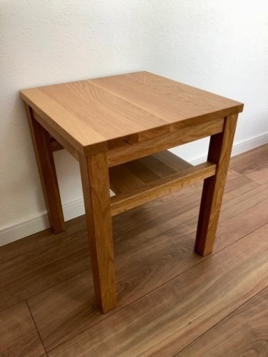 無印良品の木製サイドテーブルベンチ／板座／オーク材