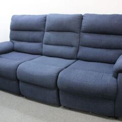 3人用　電動布張りテーブル付きリクライニングソファ(Nビリーバ 布NV)   NITORI  中古 店頭引取歓迎 R5478)