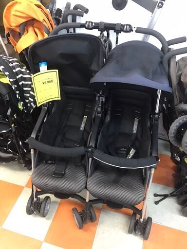 2人用ベビーカー combi