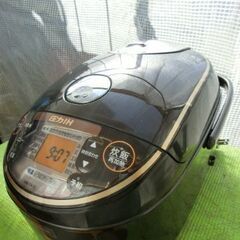 【ネット決済】F409　象印　炊飯器　５。５合炊き  型番NW-...