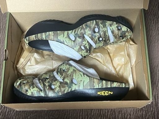 新品・KEEN・サンダル【迷彩】
