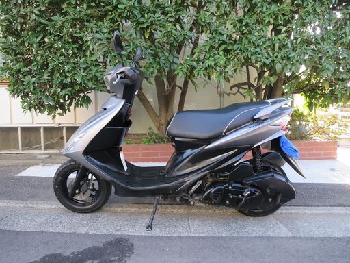 スズキ　アドレスV125SS　中古実動美車　バッテリーフル充電済み　サイドスタンド　オイル交換済み　前後タイヤバリ山　ナンバー登録書類有 スズキ アドレスV125SS 中古実動美車 バッテリーフル充電済み