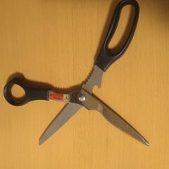 キッチンバサミ 花豆ソフト 西線９条旭山公園通の調理器具 包丁 ナイフ の中古あげます 譲ります ジモティーで不用品の処分