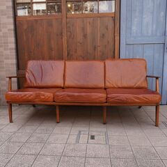 ACME Furniture(アクメファニチャー)のDELMAR(デルマー) レザー 3Pソファー。ヴィンテージスタイルのレトロな本革ソファはブルックリンスタイルなどにおススメの3人掛けソファです♪CC144