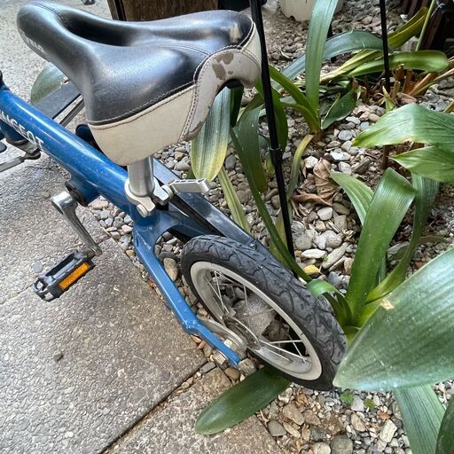 PEUGEOT 三輪車
