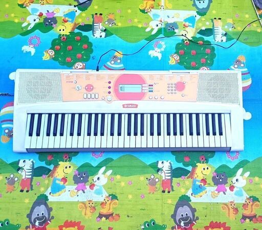 ★美品！★【 YAMAHA」ヤマハ　電子キーボード　 電子ピアノ　ポータブルキーボード　 EZ-J210