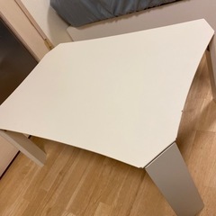 【無料】テーブル(折りたたみ式)