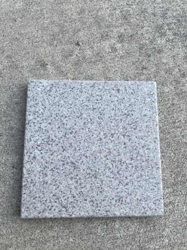 タイル　15×15×9mm