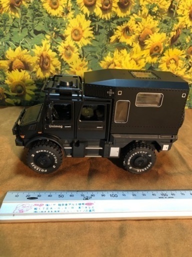 早割クーポン！ メルセデスベンツ ウニモグ キャンピングカーモデル SUV ミニカー