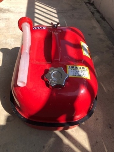 定価10万円の発電機4000w ガソリンタンク付き