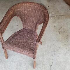 アジアンテイストの椅子⬛おまけ付　ニトリのクッション