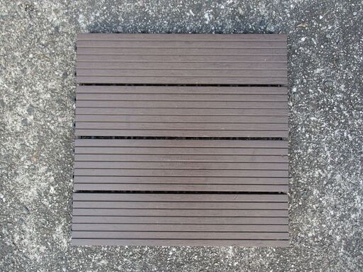 人工木 ウッドパネル 30cm×30cmが27枚