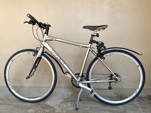 2009 TREK 7.5fx 3×9s サイズ20 クロスバイク
