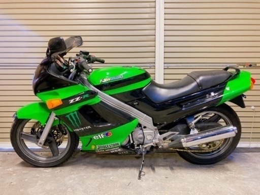 カワサキ ZZR250 配送可能 支払いは現金or振り込みも可能