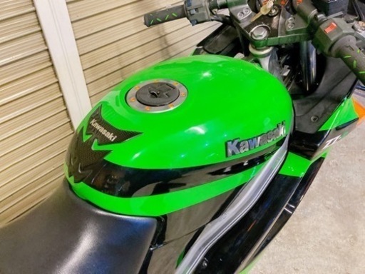 カワサキ ZZR250 配送可能 支払いは現金or振り込みも可能