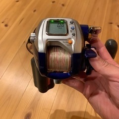 中古リール、バッテリー　ダイワ　釣具