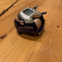 中古リール、バッテリー　ダイワ　釣具
