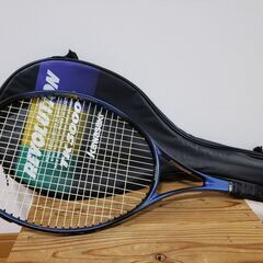 硬式　テニスラケット　KAWASAKI　かなり古い物です