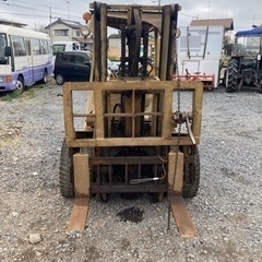 トヨタフォークリフト2トン。 アンジーと3つのレバー