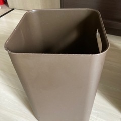 ニトリ袋が見えにくいダストボックス チューブラスクエア(WH)