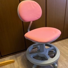 学習椅子　ピンク