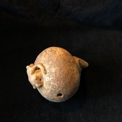 中米コスタリカ　黒色動物丸形笛　発掘出土品　市川清鑑定箱付　古美術　民族楽器