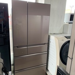 三菱冷凍冷蔵庫　MR-WX71Y-P 705L 2015年製
