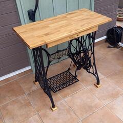 アンティークミシン脚テーブルsinger②
