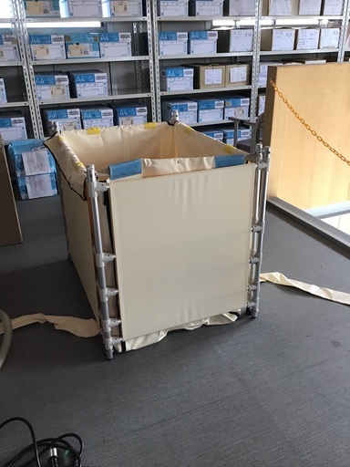 簡易浴槽と給水ポンプ 簡易浴槽と給水ポンプ