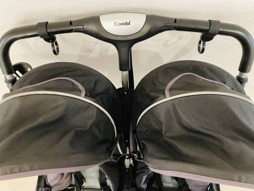 combi 二人乗り ベビーカー 横型ツインタイプ 621☆コンビ 2人乗り 双子用