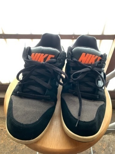NIKE エアトワイライト