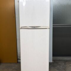 無料でお渡しします　ジャンク品　SHARP製冷凍冷蔵庫　2000...