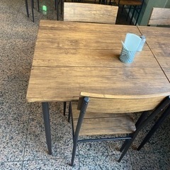 テーブル10台 椅子28脚 【 決まりました 】