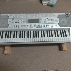 電子ピアノ　CASIO Music Site LK-203 tu