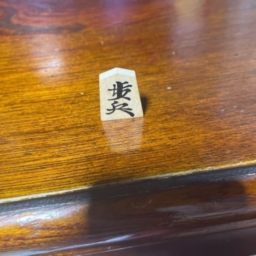 御守りの歩