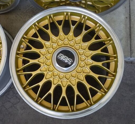ストア 【BBS RG 099】人気の「BBS」アルミホイールと「ゴールド色  