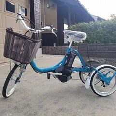 電動アシスト三輪自転車　ヤマハ　パスワゴン　超美品