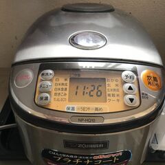炊飯器　Zojirushi NP-HQ10