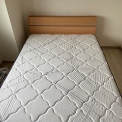 【値下げしました】スランバーランド　ダブルベッド　マット、フレームセット