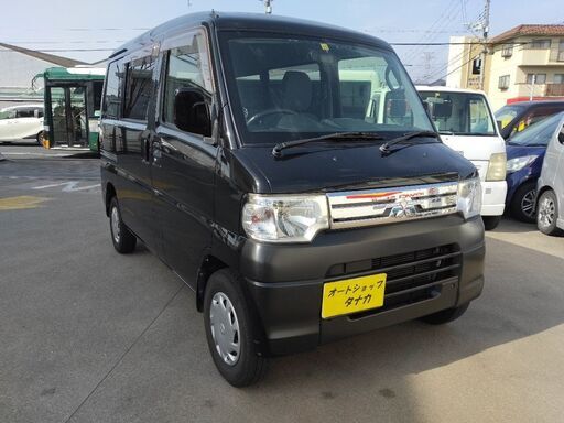 お取り寄せ お仕事の車に最適な広い荷室 黒なのでプライベートに