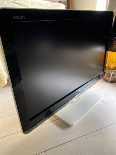 テレビ　SHARP AQUOS 19インチ