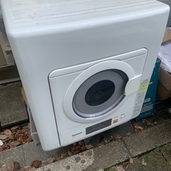 Panasonic パナソニック 除湿型電気衣類乾燥機 5㎏ NH-D503 2018年製