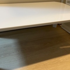 【ネット決済】ニトリ 白い机