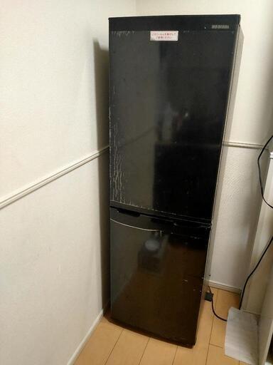 冷蔵庫アイリスオーヤマ  162L 冷凍室62L スリム 幅47.4cm 黒 IRSE-16A-B　1〜3人暮らしに最適